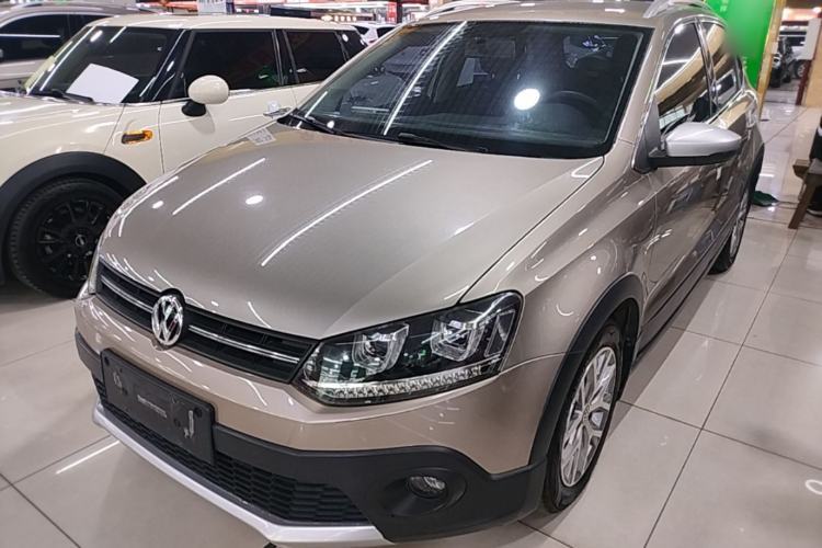 Used Volkswagen Polo 2016 1.4L Cross Polo Automatic Guazi used car, China used car export, Used car for sale, Used cars, Cheapest cars for sale