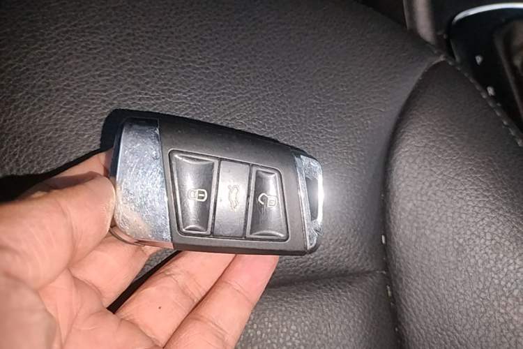 Used Volkswagen Polo 2016 1.4L Cross Polo Automatic Vehicle Key