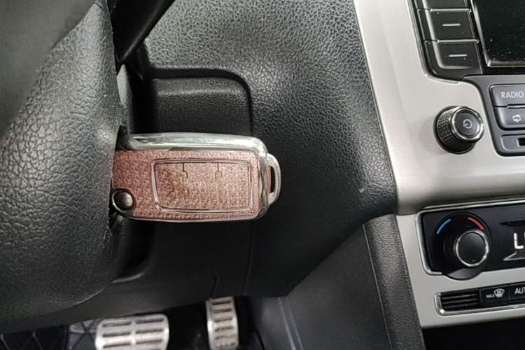 Used Volkswagen Polo 2016 1.6L Cross Polo Automatic Vehicle Key