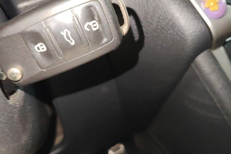 Used Volkswagen Polo 2016 1.6L Cross Polo Automatic Vehicle Key