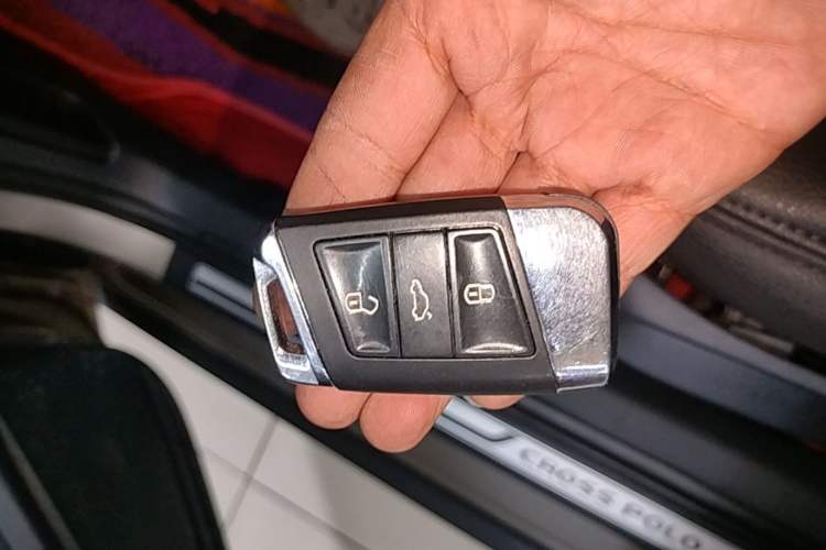 Used Volkswagen Polo 2016 1.4L Cross Polo Automatic Vehicle Key