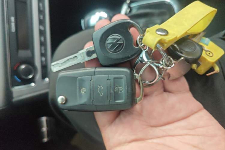 Used Volkswagen Polo 2016 1.6L Cross Polo Automatic Vehicle Key