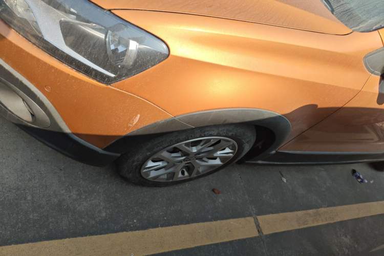 Used Volkswagen Polo 2018 1.5L Cross Polo Automatic Left Front Wheel Hub
