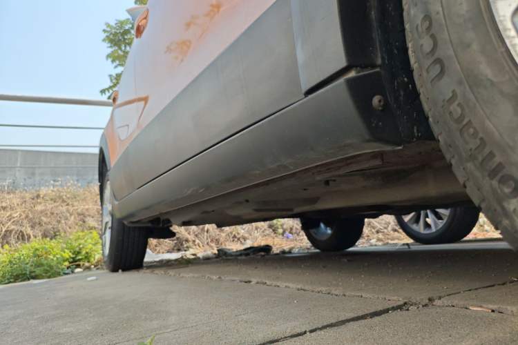 Used Volkswagen Polo 2018 1.5L Cross Polo Automatic Right Side Sill