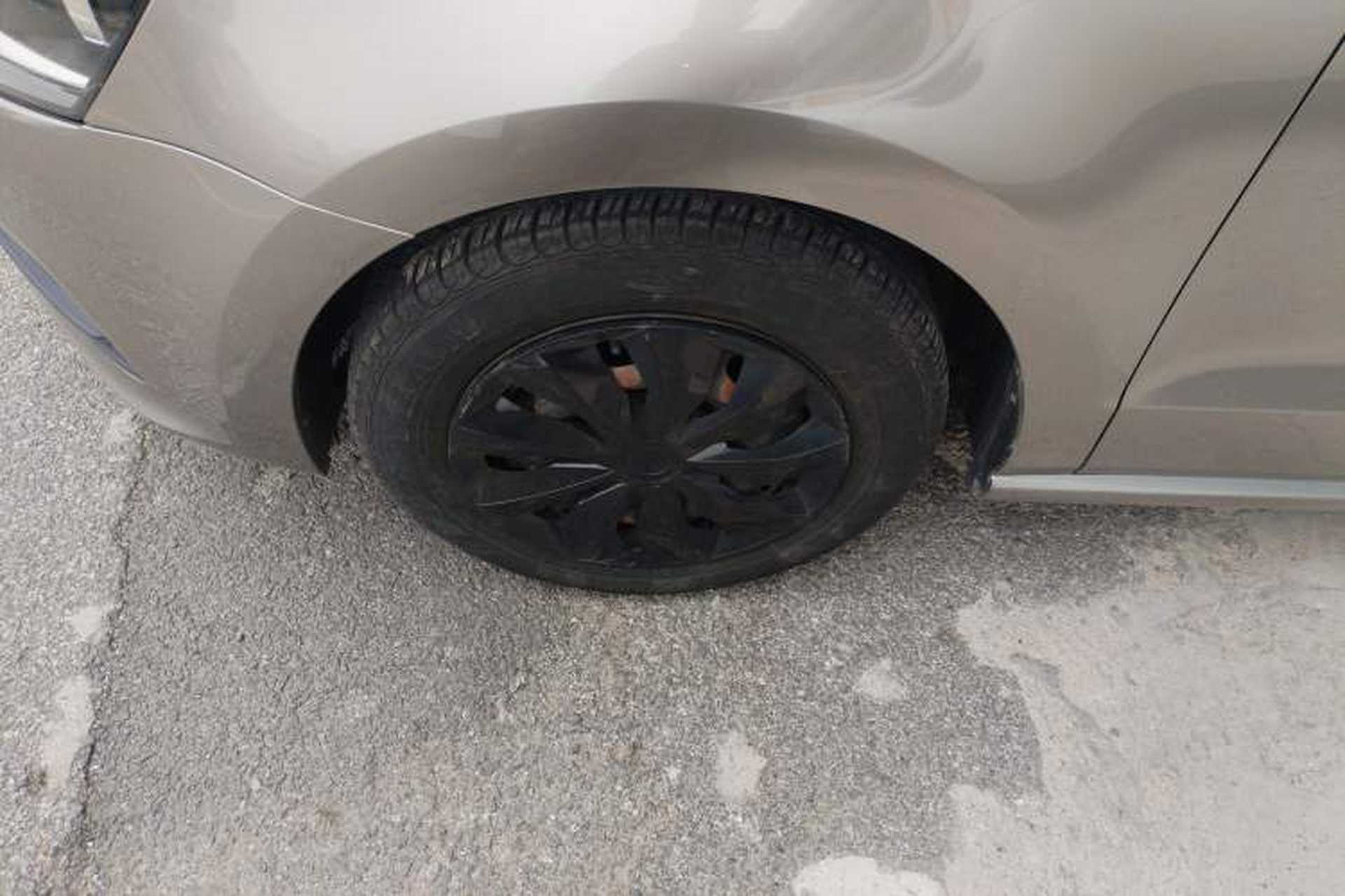 Used Volkswagen Polo 2018 1.5L Automatic Advanced Driving Model Left Front Wheel Hub