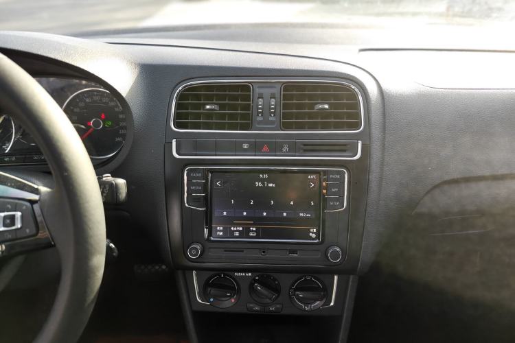 Used Volkswagen Polo 2018 1.5L Automatic Enjoyment Model Audio And AC Panel