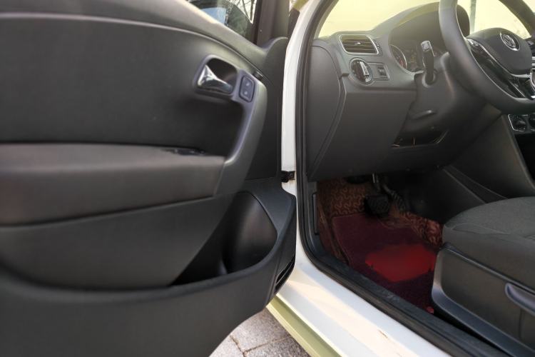 Used Volkswagen Polo 2018 1.5L Automatic Enjoyment Model Interior 4