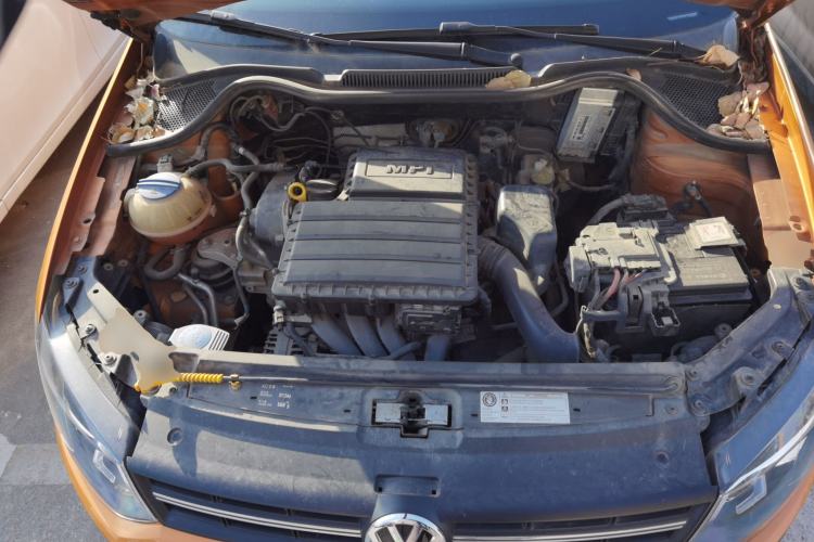 Used Volkswagen Polo 2018 1.5L Cross Polo Automatic Engine Bay