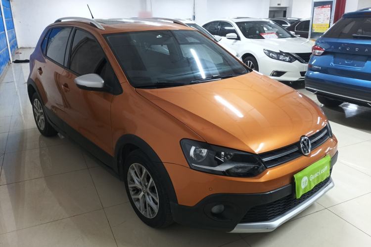 Used Volkswagen Polo 2018 1.5L Cross Polo Automatic Exterior 2