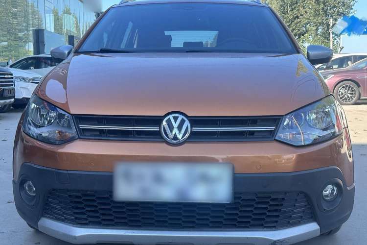 Used Volkswagen Polo 2018 1.5L Cross Polo Automatic Exterior 4