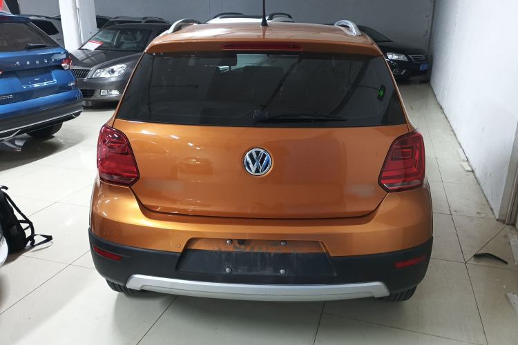 Used Volkswagen Polo 2018 1.5L Cross Polo Automatic Exterior 4