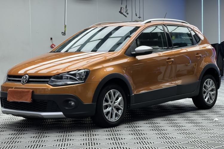 Used Volkswagen Polo 2018 1.5L Cross Polo Automatic Exterior 8