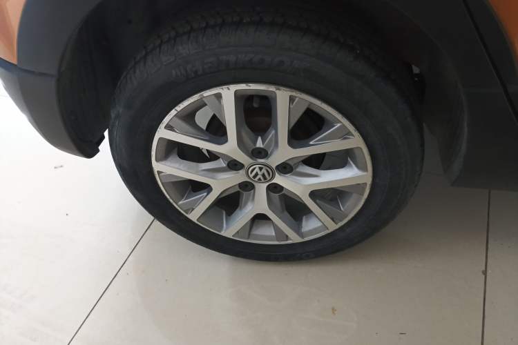 Used Volkswagen Polo 2018 1.5L Cross Polo Automatic Exterior 8