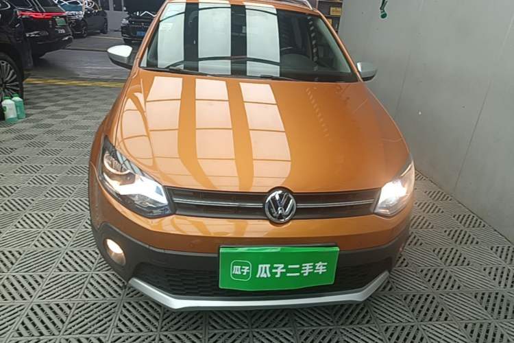 Used Volkswagen Polo 2018 1.5L Cross Polo Automatic Front