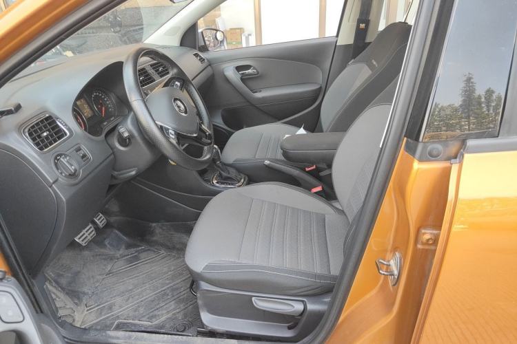 Used Volkswagen Polo 2018 1.5L Cross Polo Automatic Left Front Seat