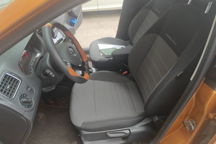 Used Volkswagen Polo 2018 1.5L Cross Polo Automatic Left Front Seat
