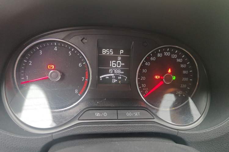 Used Volkswagen Polo 2018 1.5L Cross Polo Automatic Odometer Close Up