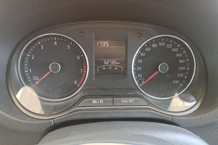 Used Volkswagen Polo 2018 1.5L Cross Polo Automatic Odometer Close Up