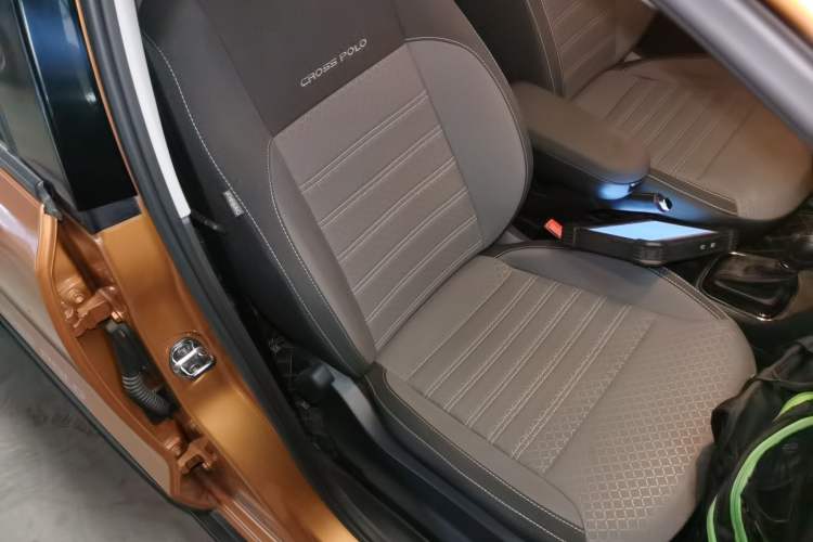 Used Volkswagen Polo 2018 1.5L Cross Polo Automatic Right Front Seat