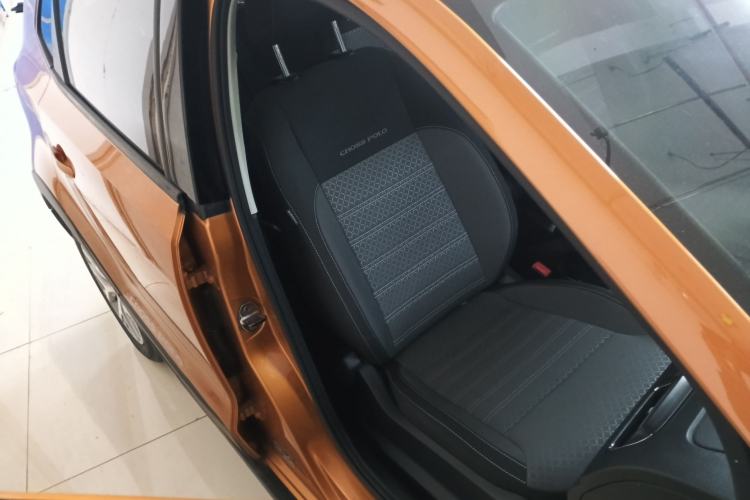 Used Volkswagen Polo 2018 1.5L Cross Polo Automatic Right Front Seat