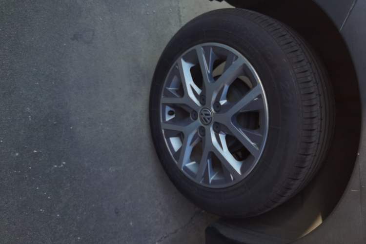 Used Volkswagen Polo 2018 1.5L Cross Polo Automatic Right Rear Wheel Hub