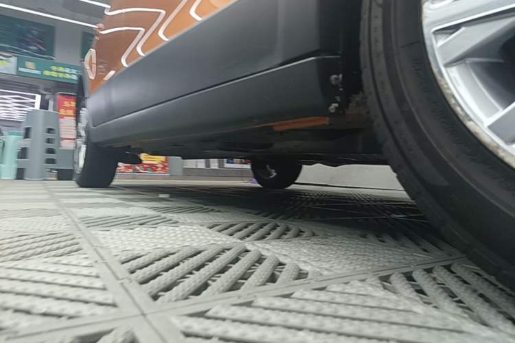 Used Volkswagen Polo 2018 1.5L Cross Polo Automatic Right Side Sill
