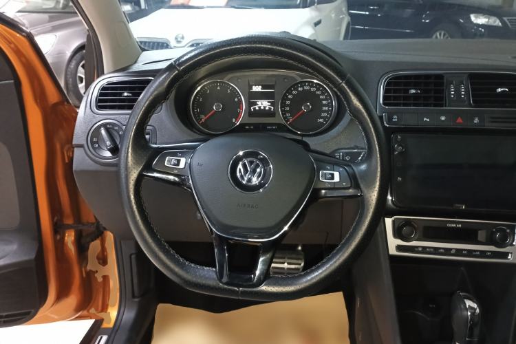 Used Volkswagen Polo 2018 1.5L Cross Polo Automatic Steering Wheel