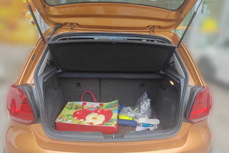 Used Volkswagen Polo 2018 1.5L Cross Polo Automatic Trunk
