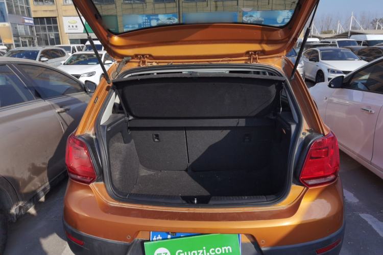 Used Volkswagen Polo 2018 1.5L Cross Polo Automatic Trunk