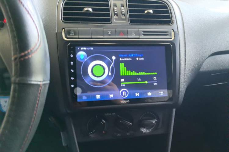 Used Volkswagen Polo 2018 1.5L Manual Drive-Comfort Model Audio And AC Panel