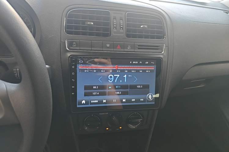 Used Volkswagen Polo 2018 1.5L Automatic Advanced Driving Model Audio And AC Panel