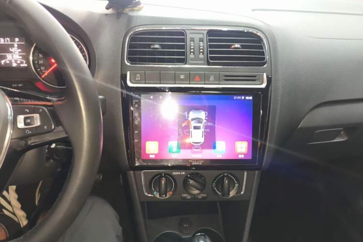 Used Volkswagen Polo 2018 1.5L Automatic Enjoyment Model Audio And AC Panel