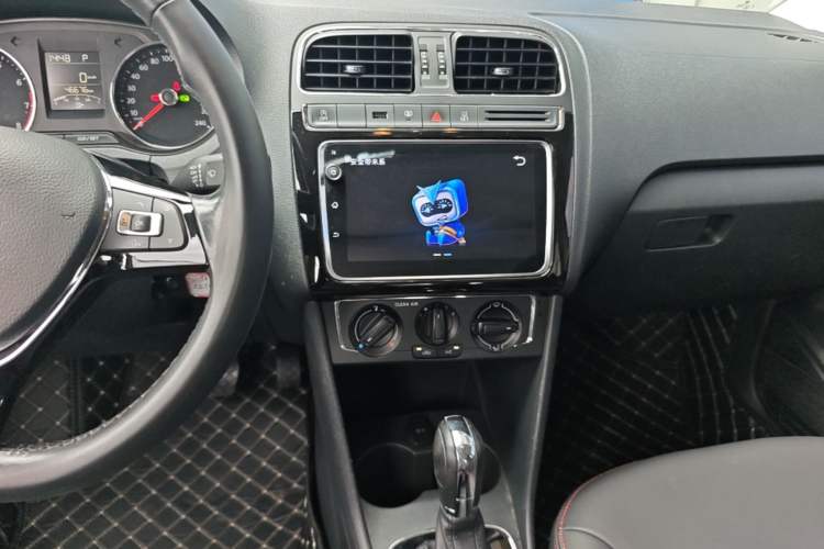 Used Volkswagen Polo 2018 1.5L Automatic Enjoyment Model Audio And AC Panel