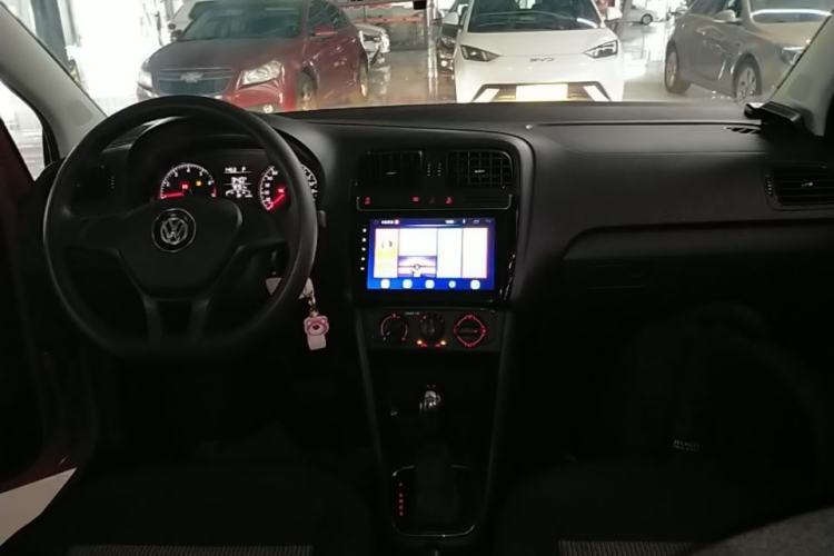 Used Volkswagen Polo 2018 1.5L Automatic Advanced Driving Model Center Console