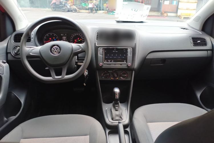 Used Volkswagen Polo 2018 1.5L Automatic Advanced Driving Model Center Console