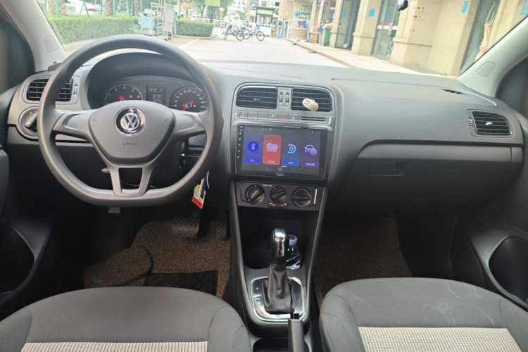Used Volkswagen Polo 2018 1.5L Automatic Advanced Driving Model Center Console