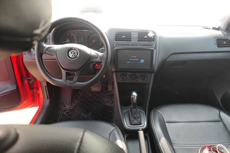 Used Volkswagen Polo 2018 1.5L Automatic Advanced Driving Model Center Console