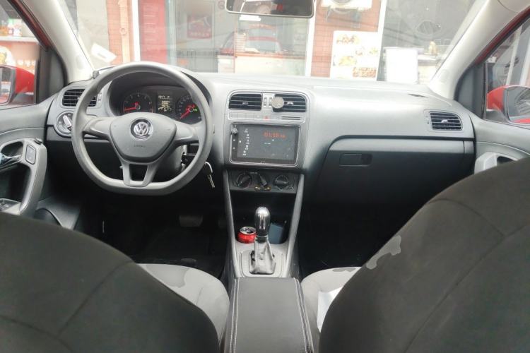 Used Volkswagen Polo 2018 1.5L Automatic Advanced Driving Model Center Console