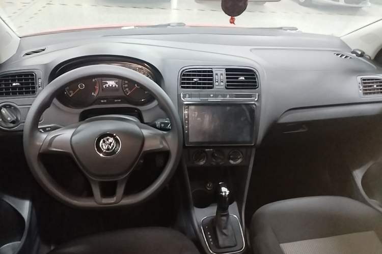 Used Volkswagen Polo 2018 1.5L Automatic Advanced Driving Model Center Console