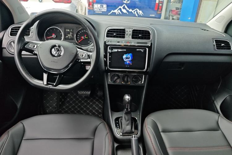 Used Volkswagen Polo 2018 1.5L Automatic Enjoyment Model Center Console