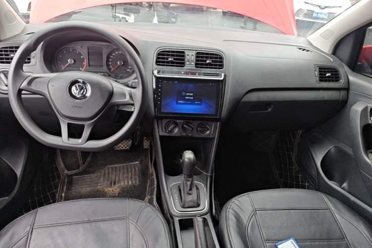 Used Volkswagen Polo 2018 1.5L Automatic Advanced Driving Model Center Console
