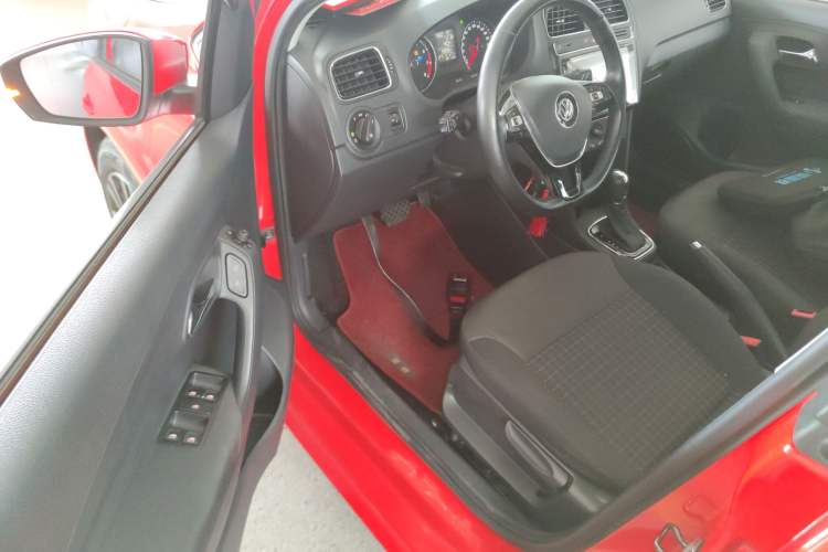 Used Volkswagen Polo 2018 1.5L Automatic Enjoyment Model Driver Seat
