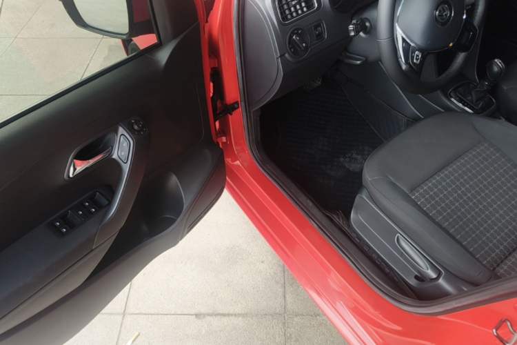 Used Volkswagen Polo 2018 1.5L Automatic Enjoyment Model Driver Seat