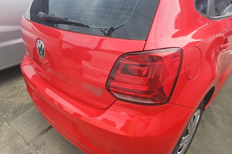 Used Volkswagen Polo 2018 1.5L Manual Drive-Comfort Model Exterior 3