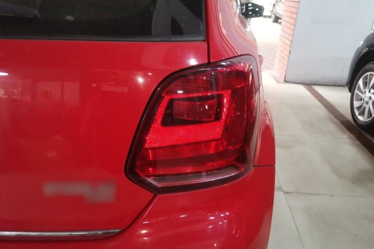 Used Volkswagen Polo 2018 1.5L Automatic Luxury Edition Exterior 3