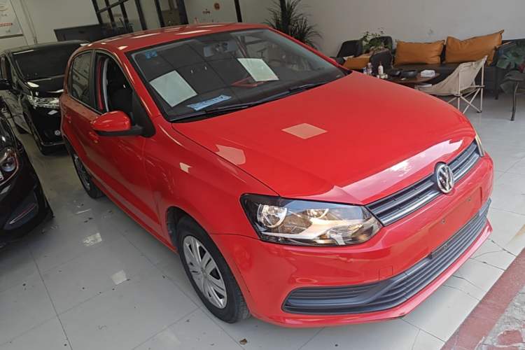 Used Volkswagen Polo 2018 1.5L Automatic Advanced Driving Model Front Right 45 Deg