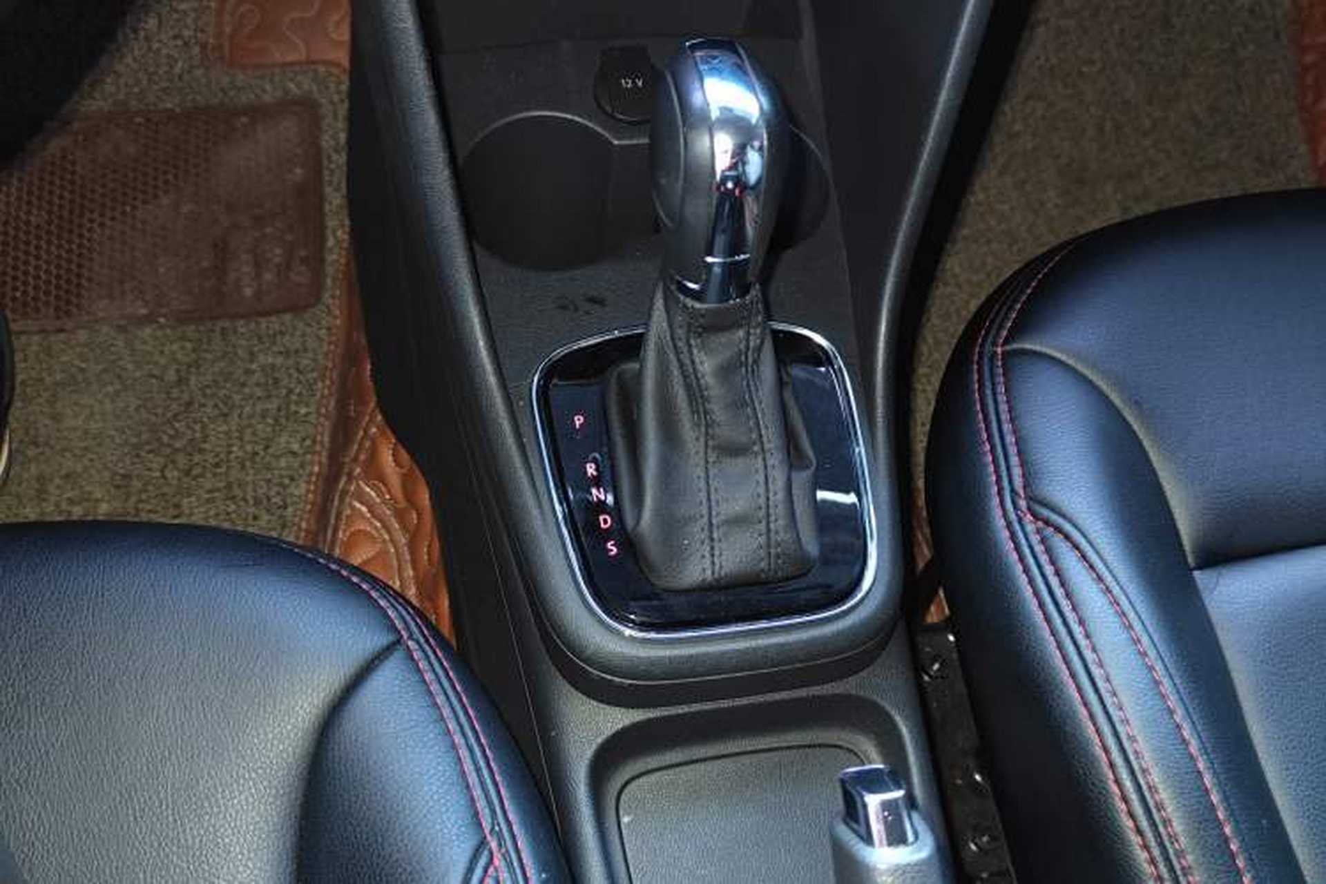 Used Volkswagen Polo 2018 1.5L Automatic Enjoyment Model Gear Lever