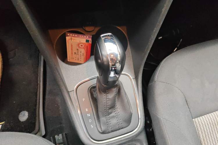 Used Volkswagen Polo 2018 1.5L Automatic Advanced Driving Model Gear Lever