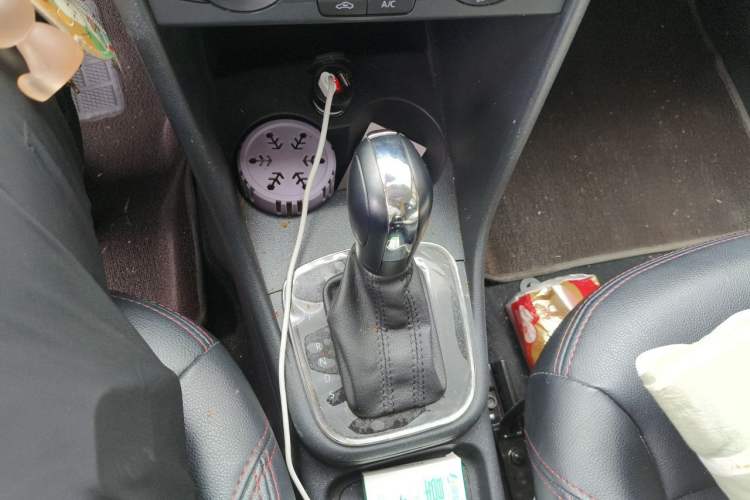 Used Volkswagen Polo 2018 1.5L Automatic Advanced Driving Model Gear Lever