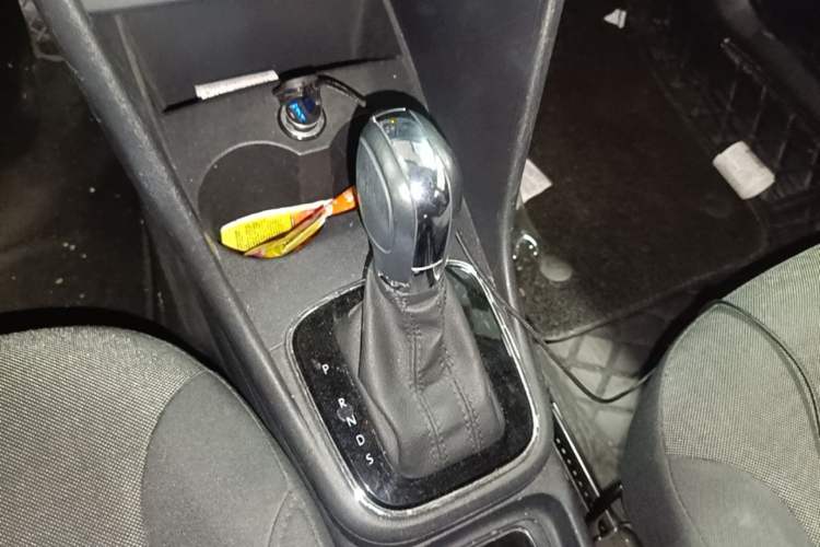 Used Volkswagen Polo 2018 1.5L Automatic Enjoyment Model Gear Lever